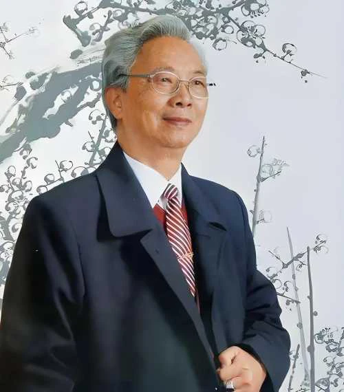 傅梅影老师的照片，单击鼠标查看大图！